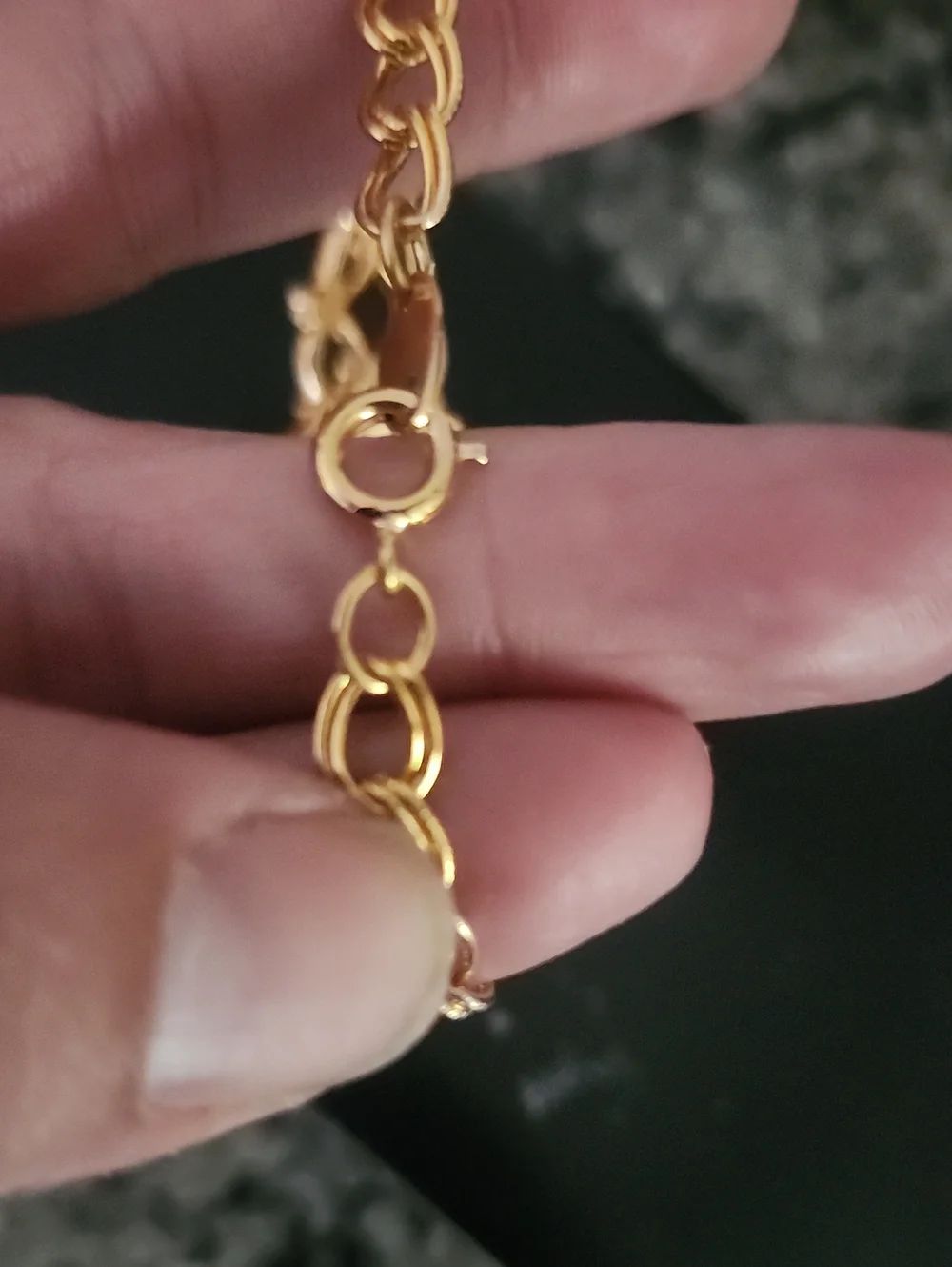 Vtg 70's Avon Gold Tone Filigree Bracelet with Rose Quartz Cabochon
